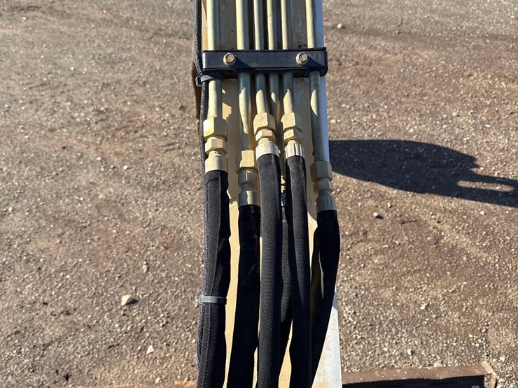 2017-bobcat-e35i-image-23