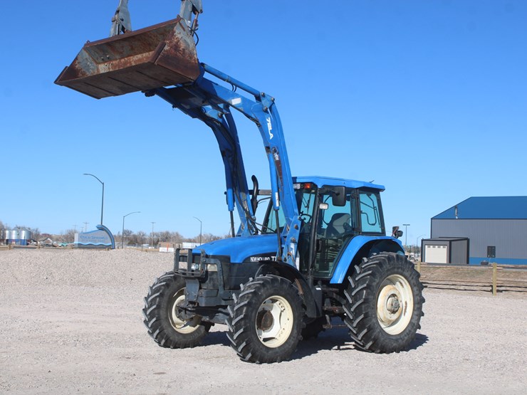 new-holland-tm125-image-81