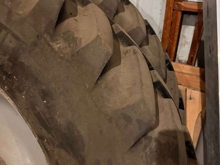 michelin-380r90r46-tires-&-rims---steptoe,-wa-image-2