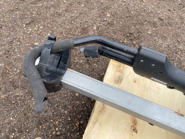 #3057-•-thule-2-bike-hitch-rack-image-6