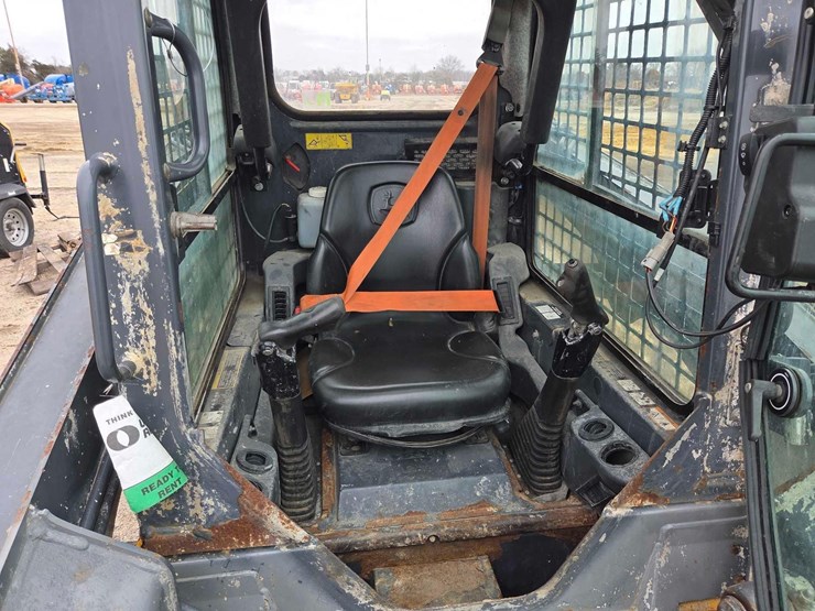 2018-deere-316gr-image-6