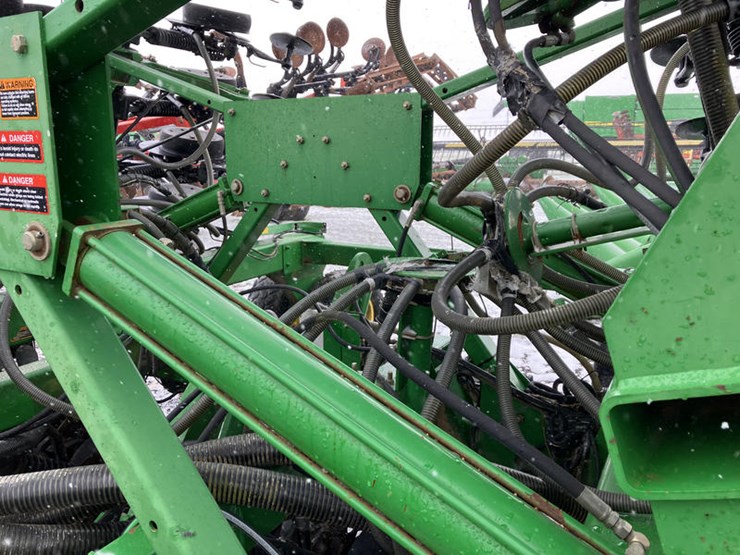 2002-john-deere-1860-image-25