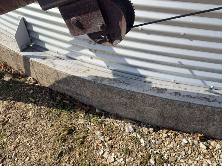 hutchinson-8x57-image-5