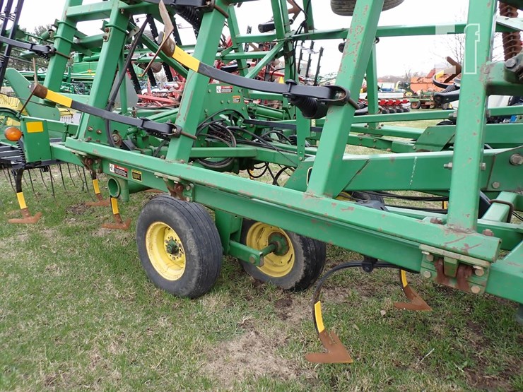john-deere-726-image-6
