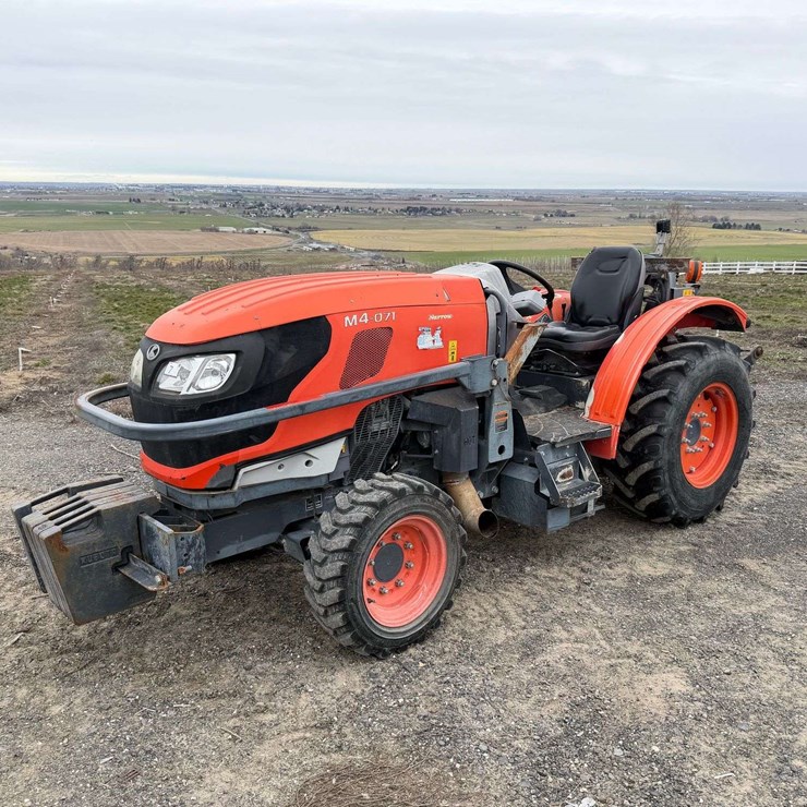 KUBOTA M4-071