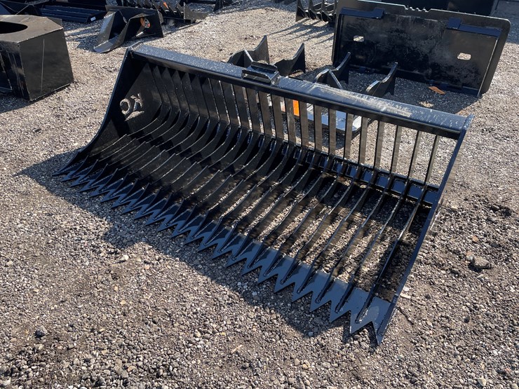 #3032-•-72"-skid-steer-fine-skeleton-bucket-image-1