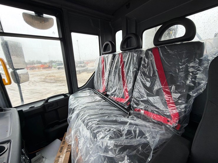 2024-dennis-eagle-proview-image-29