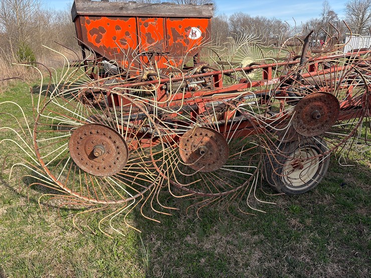 hesston-3982-image-5