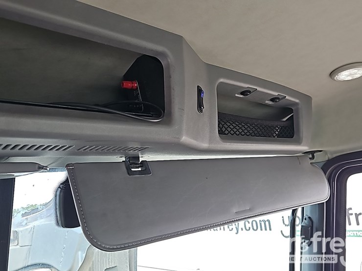 2020-mack-mack-anthem-t64-6x4-truck-tractor,-day-cab,-mp-7-425hp-diesel-engine,-automatic-m-drive-transmission-image-43