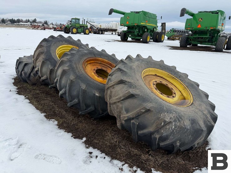 firestone-23.1-30-tires-&-rims---reardan,-wa-image-2