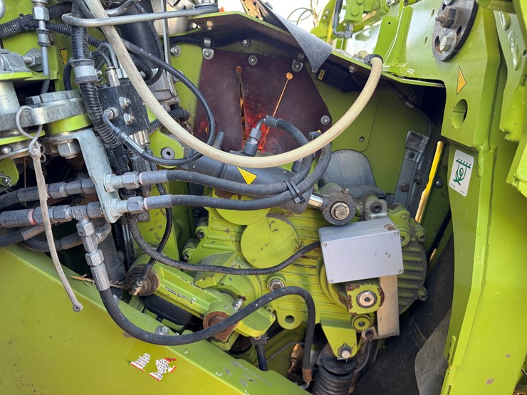 claas-jaguar-970-image-36