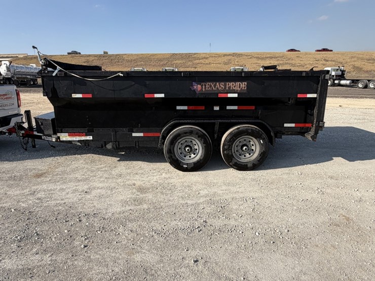 2022-texas-pride-image-7