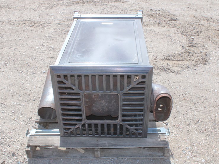 #3002-•-antique-universal-wood-stove-image-4