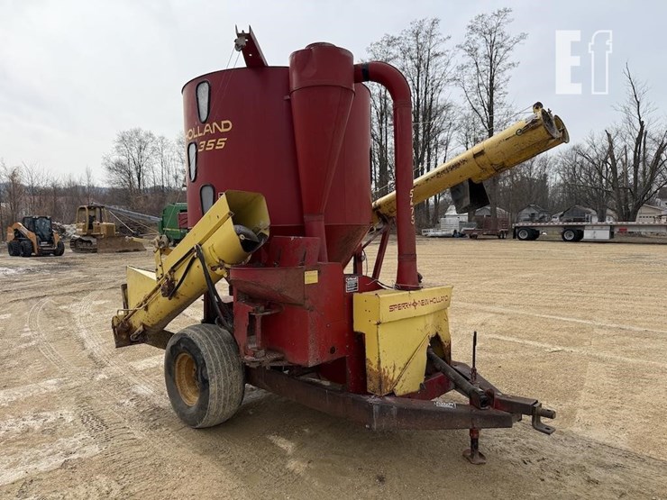 new-holland-355-image-3