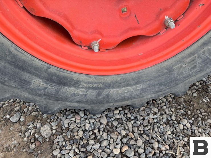 2016-kubota-m8540hd-image-26