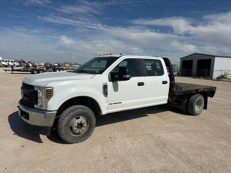 2018-ford-f350-image-1