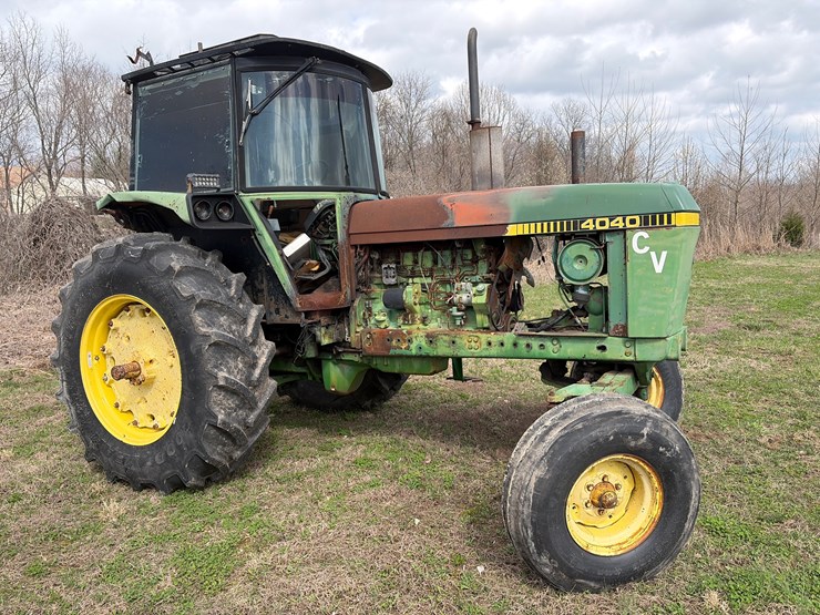 john-deere-4040-image-1