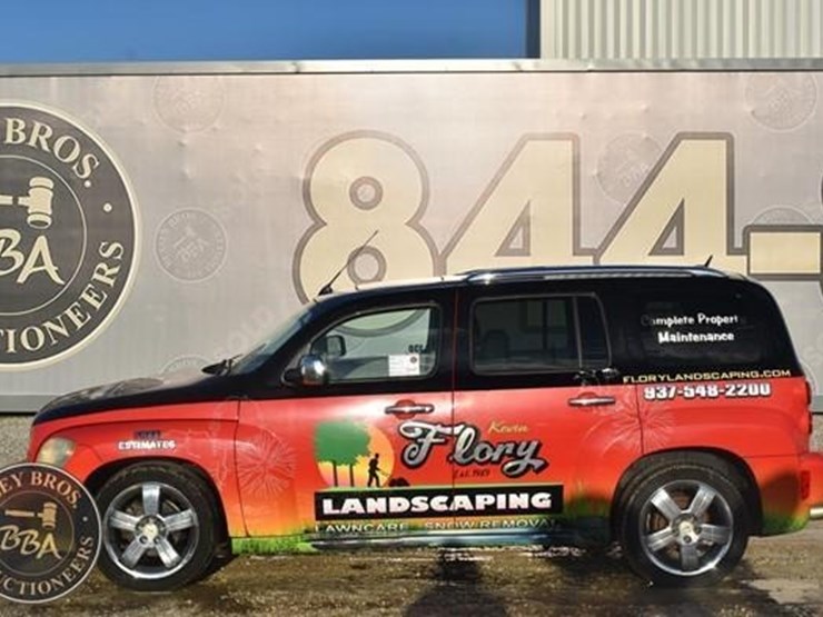 2011-chevrolet-hhr-image-3