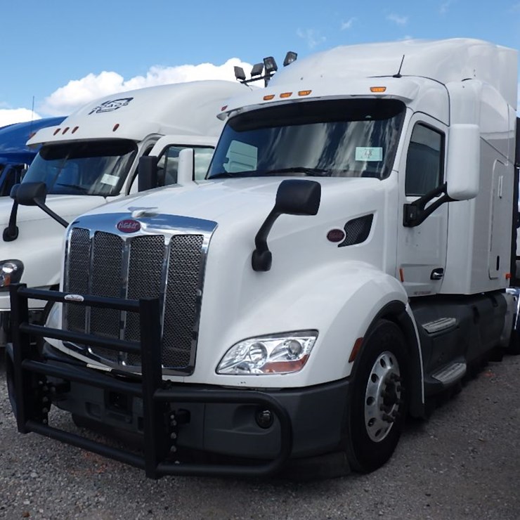 2016 PETERBILT 579