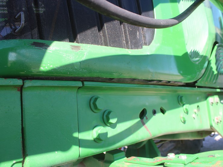 2004-john-deere-7320-image-26