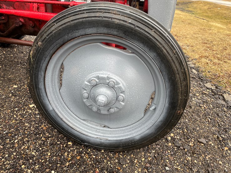 2018-ford-8n-image-13