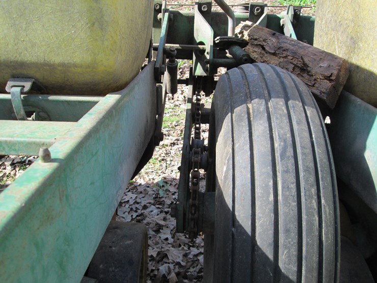 john-deere-7100-image-11