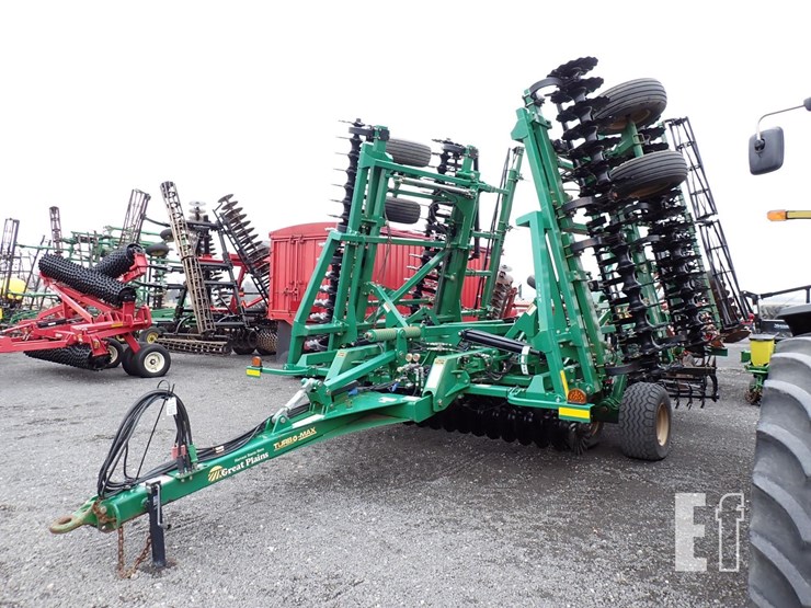 2015-great-plains-3000tm-image-2