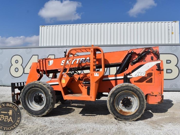 2015-sky-trak-8042-image-9