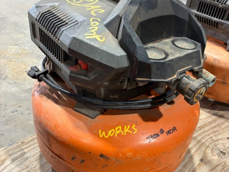 ridgid-air-compressor-image-2