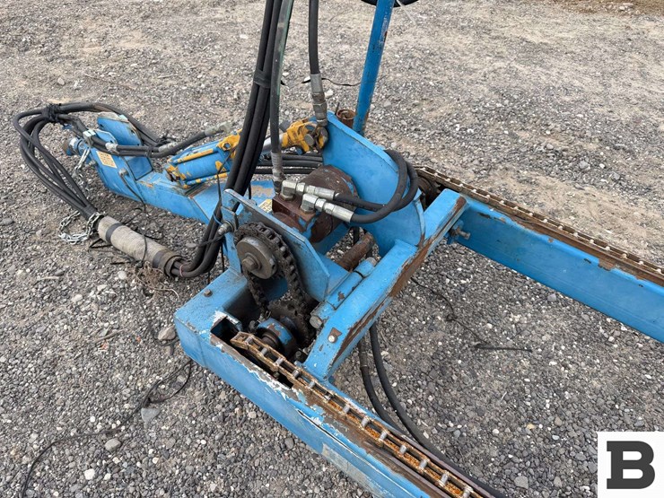 blueline-mfg.-16'-bin-trailer-image-15