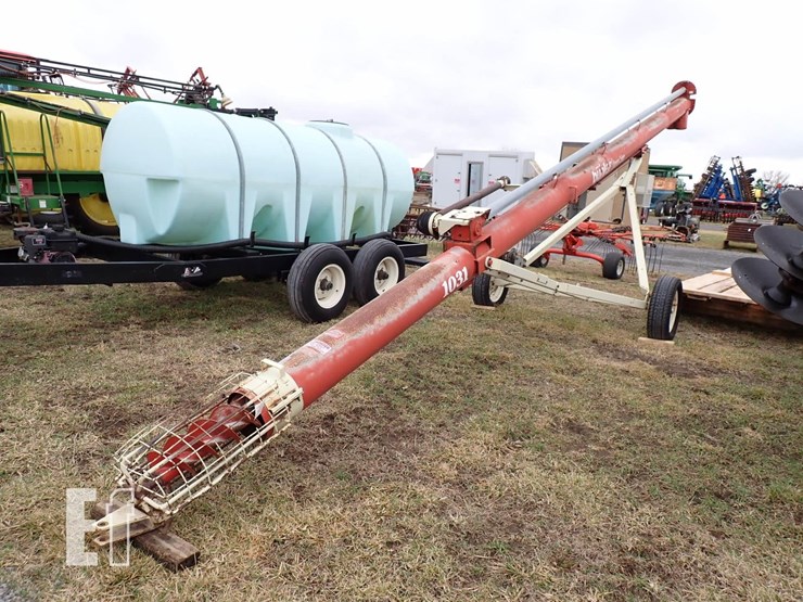 buhler-farm-king-1031-image-1