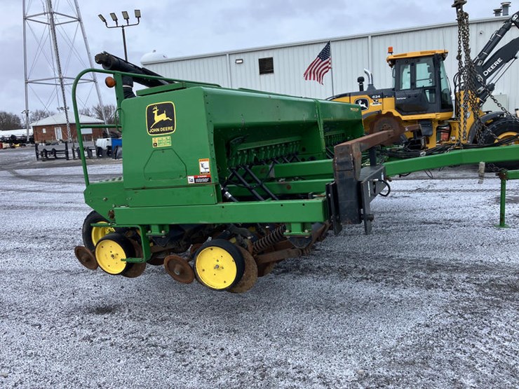 john-deere-750-image-15