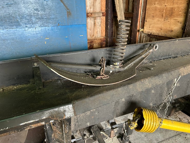 gleaner-6row-corn-head-image-6