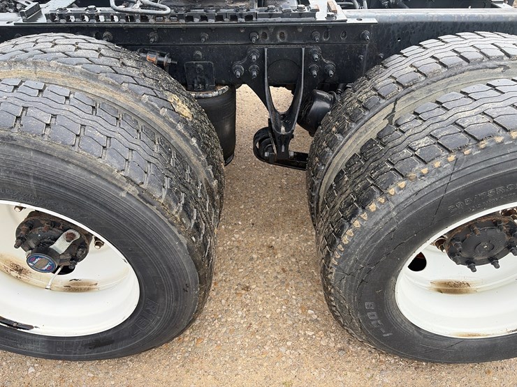 2015-international-transtar-8600-image-9