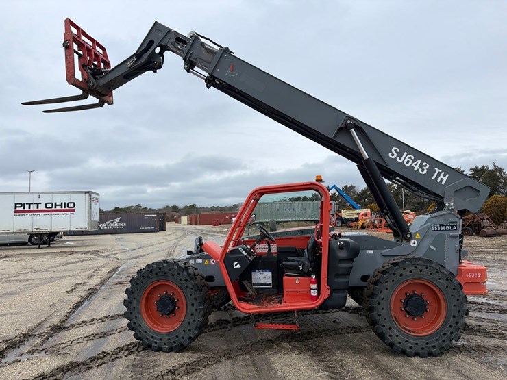 2017-skyjack-sj643th-image-1