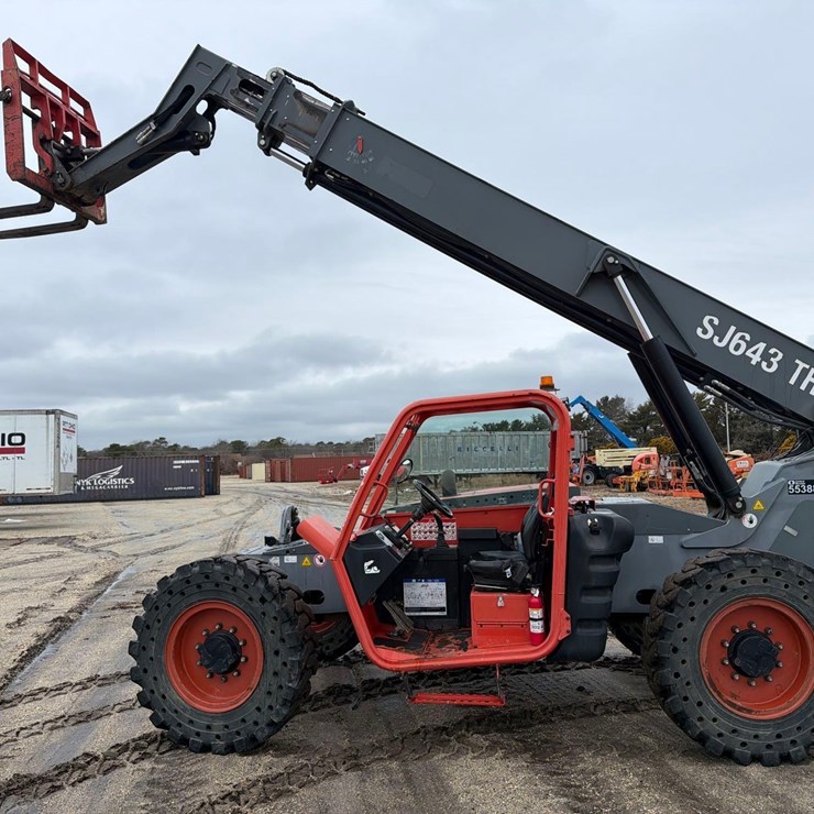 2017 SKYJACK SJ643TH