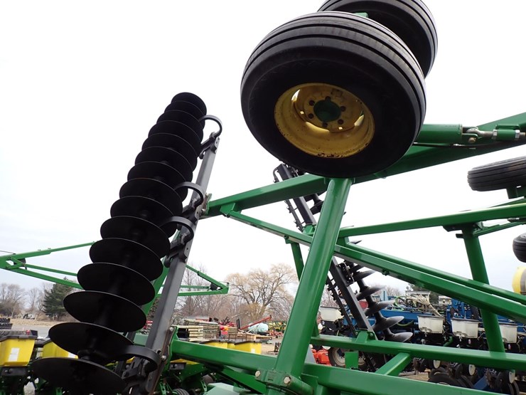 john-deere-2623-image-9
