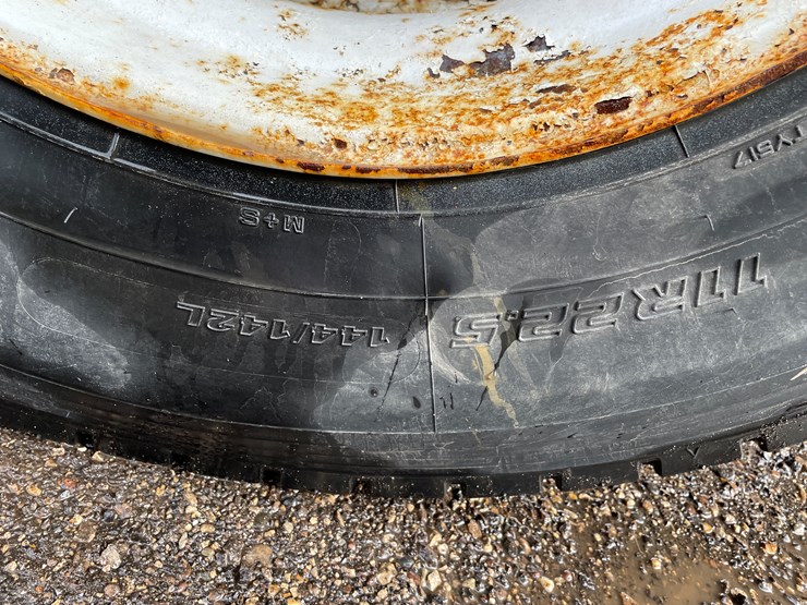 #2015-•-2009-chevy-c7500-single-axle-dump-truck-(has-wi-title)-image-22