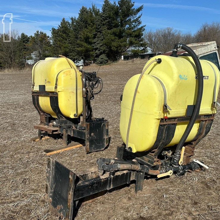 DEMCO SADDLE TANKS