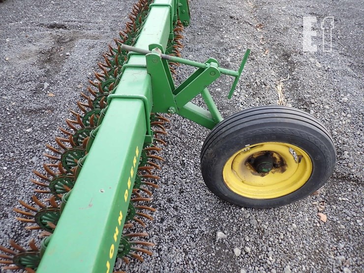 john-deere-400-image-6