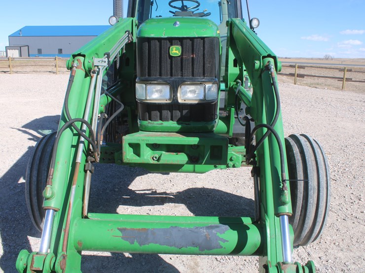 2004-john-deere-7320-image-15