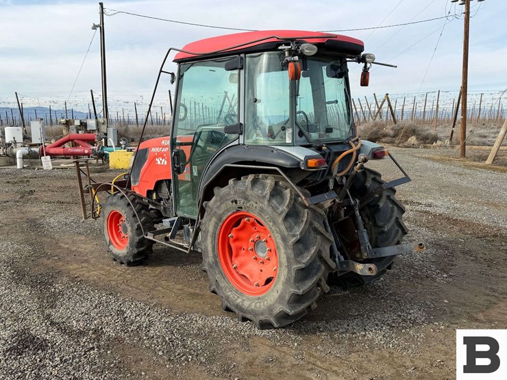 2016-kubota-m8540hd-image-3