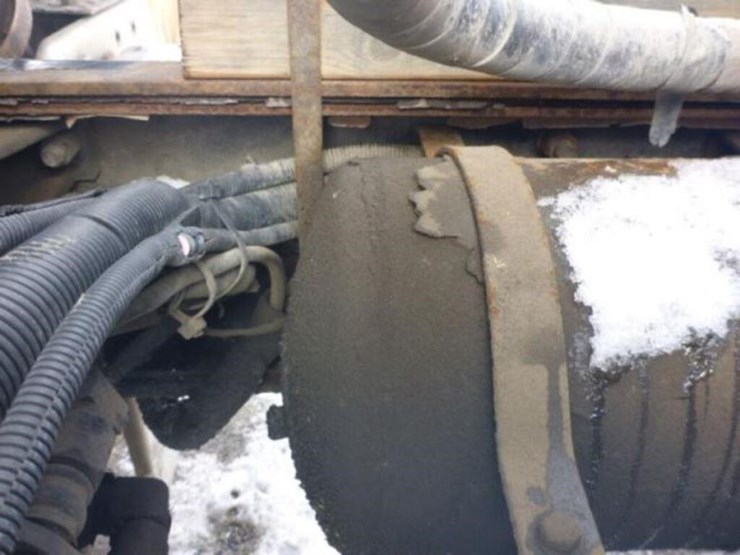 2015-peterbilt-367-image-48