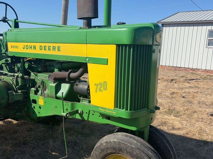 1958-john-deere-720-image-9