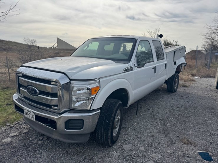 2012-ford-service-truck-(inoperable)-image-1
