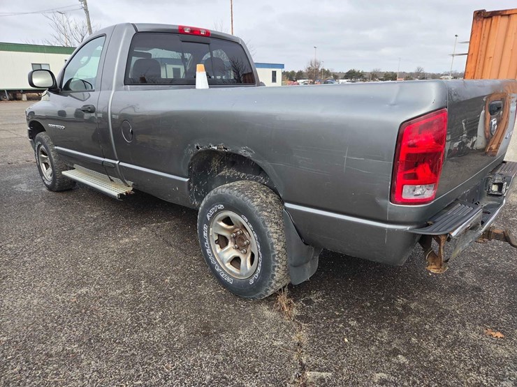 2005-dodge-ram-1500-image-5