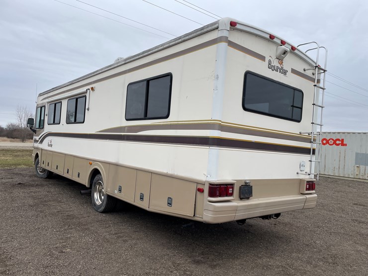 #2026-•-1999-ford-fleetwood-bounder-32h-rv-(has-wi-title)-image-7