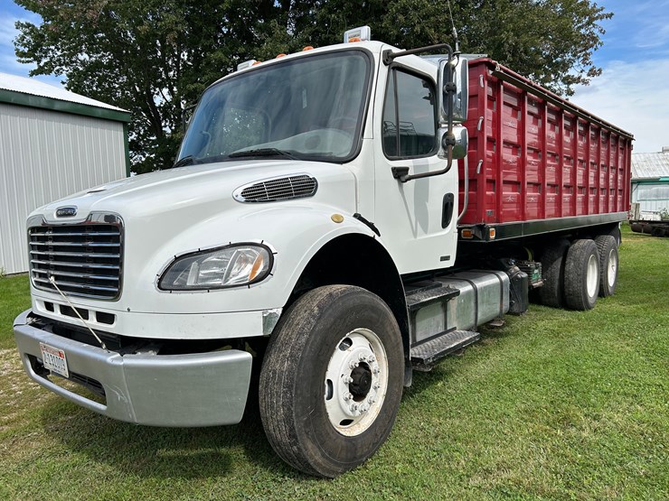 2012-freightliner-/-knapheide-20’-bed-image-1