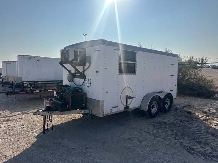 2007-cargo-wells-image-1