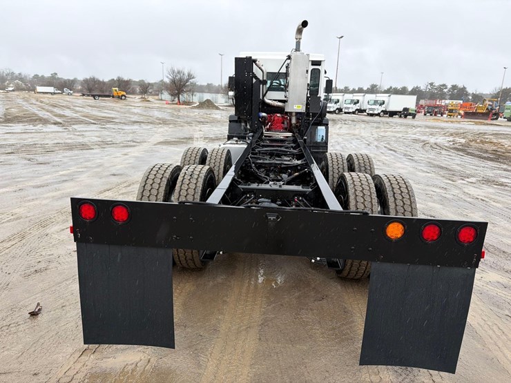 2025-dennis-eagle-proview-image-6